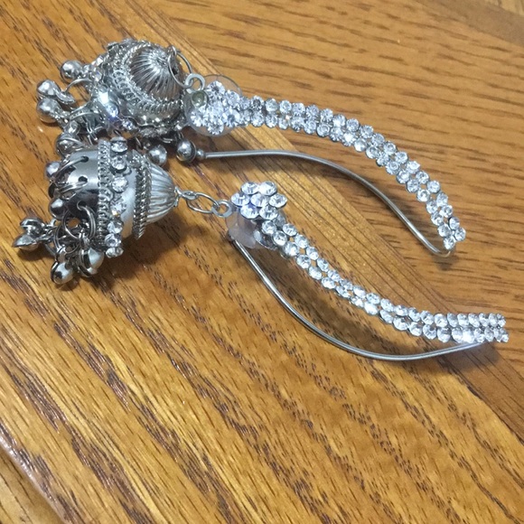 Full Coverage Earrings - Picture 2 of 4